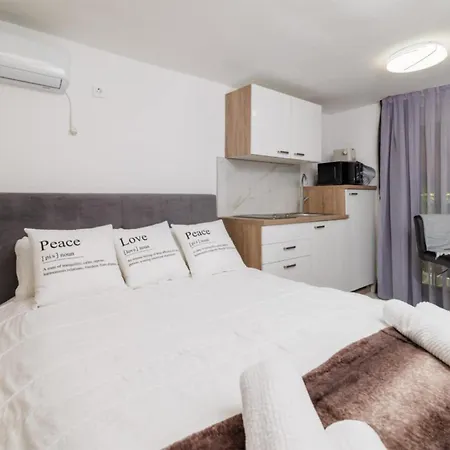 Beautiful In With Wifi Apartmán Crikvenica