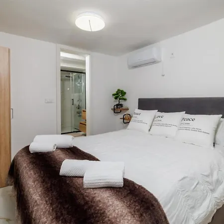 Apartmán Beautiful In With Wifi
